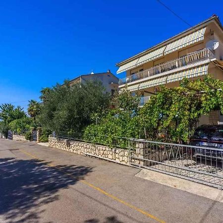 Four-Bedroom Apartment In Crikvenica II Exterior photo
